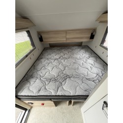 Sur matelas Doodle